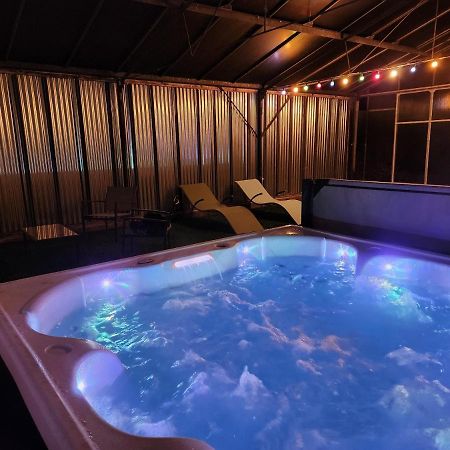 Gite De Charme Proche Loire A Velo Avec Jacuzzi Privatif Savonnières Exteriör bild
