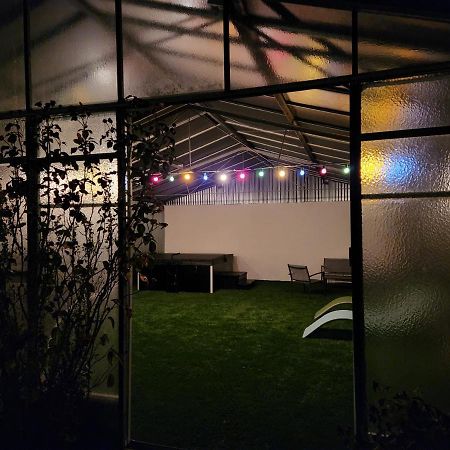 Gite De Charme Proche Loire A Velo Avec Jacuzzi Privatif Savonnières Exteriör bild